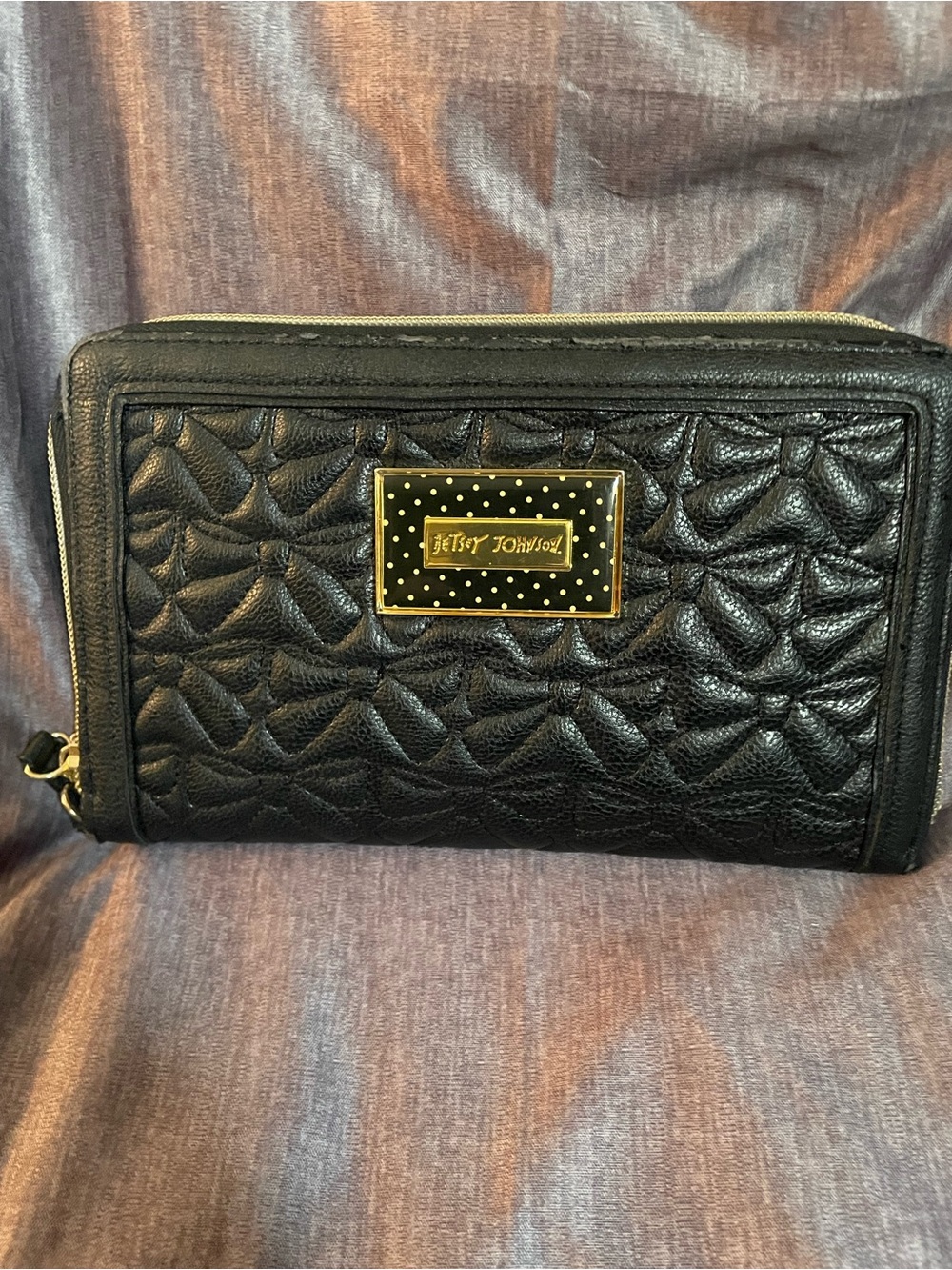 Betsey Johnson Black Quilted Bow Wallet with inner Magenta lip theme & Gold tag
